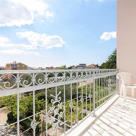 Apartment And Rooms Ema Водице Экстерьер фото