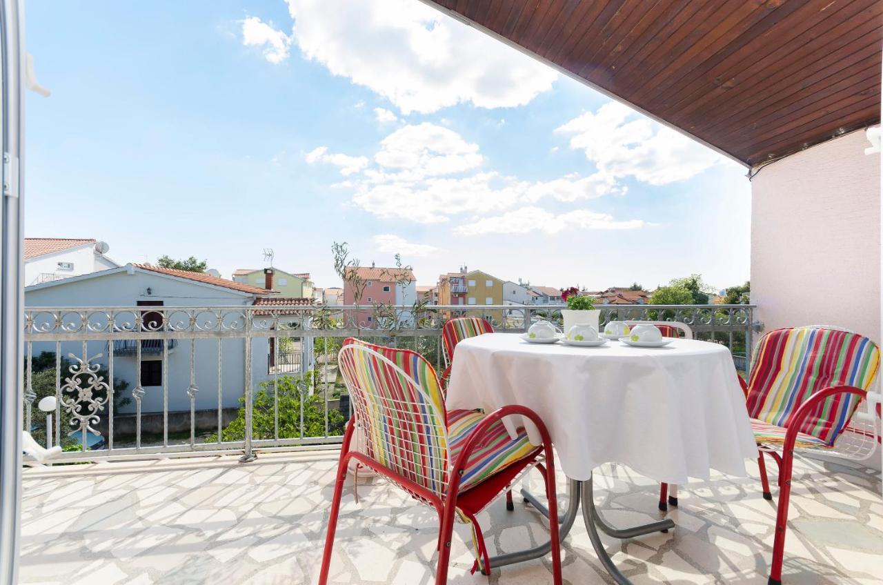 Apartment And Rooms Ema Водице Экстерьер фото