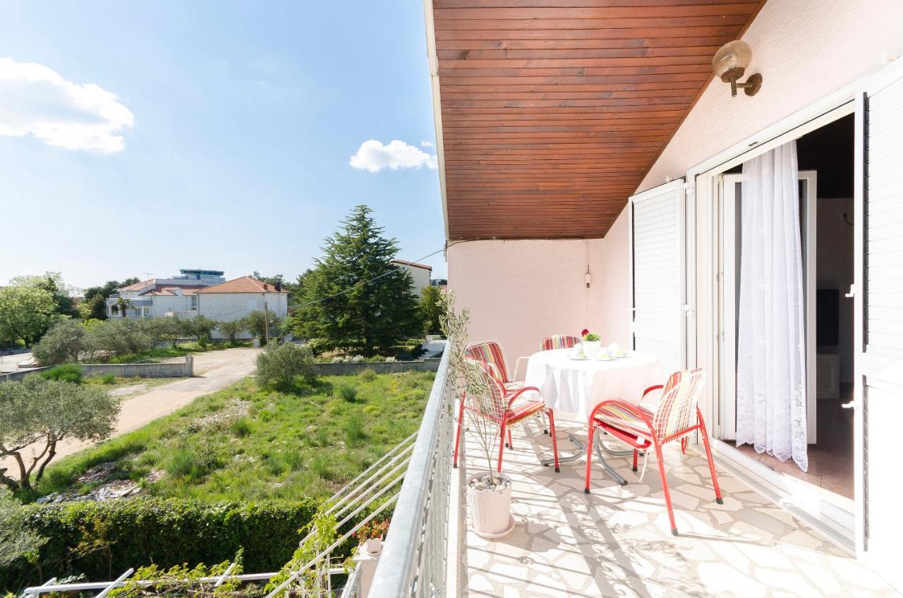 Apartment And Rooms Ema Водице Экстерьер фото