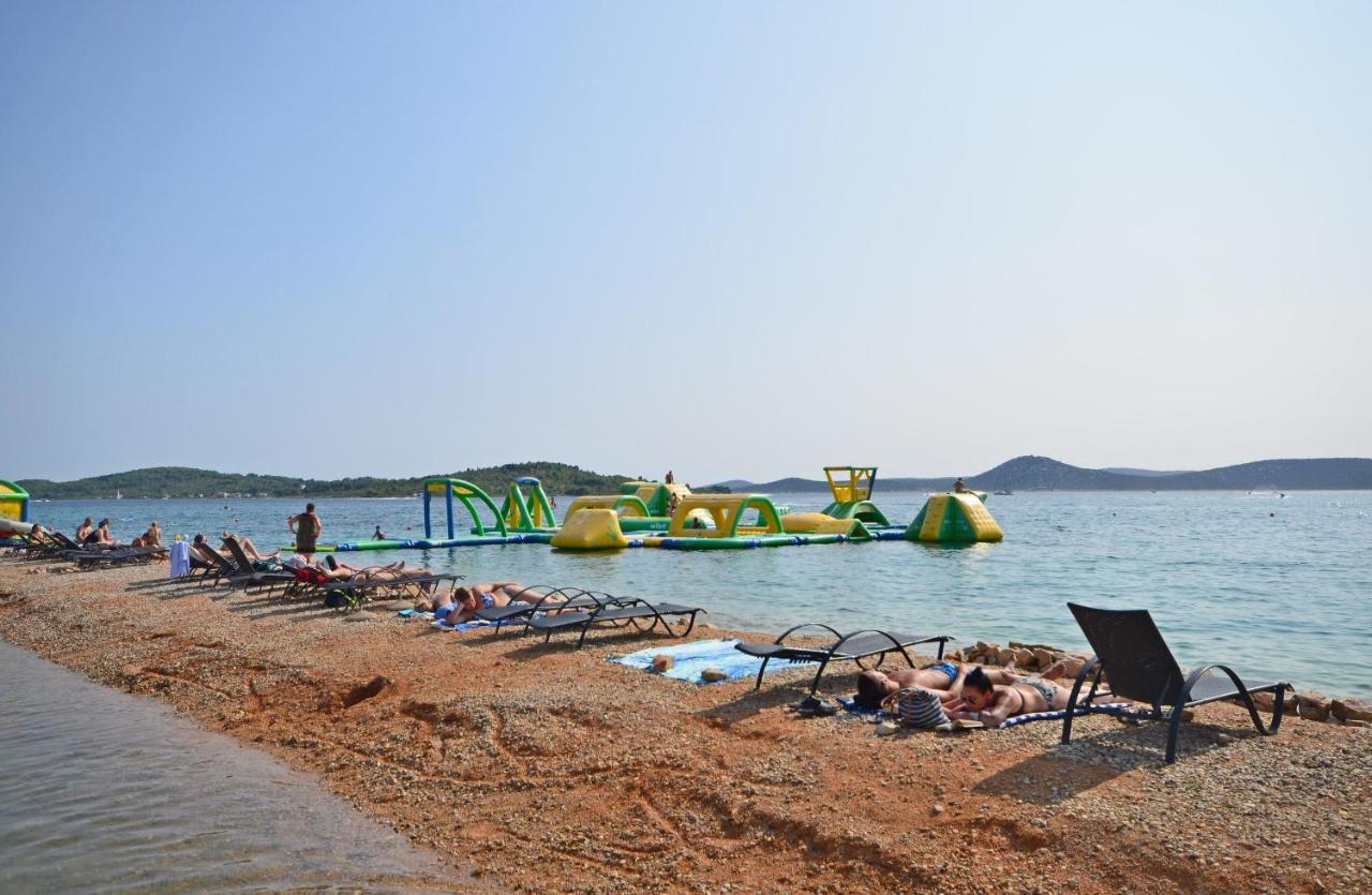 Apartment And Rooms Ema Водице Экстерьер фото