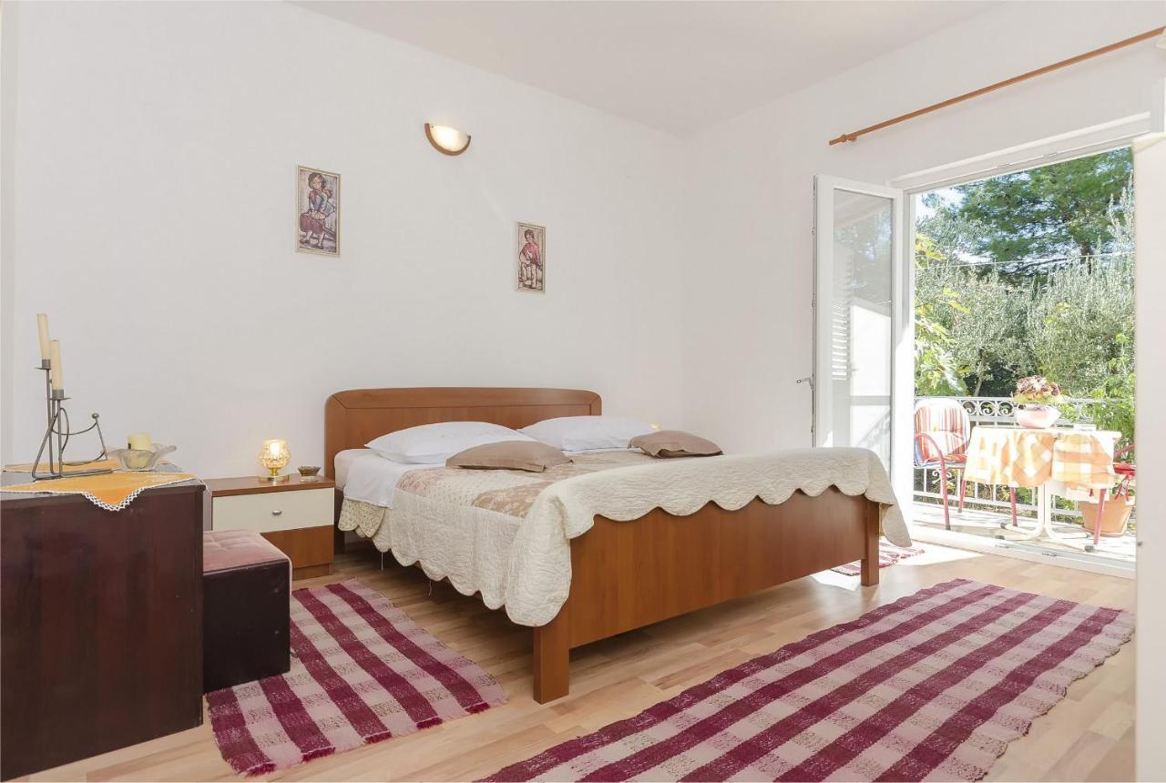Apartment And Rooms Ema Водице Экстерьер фото
